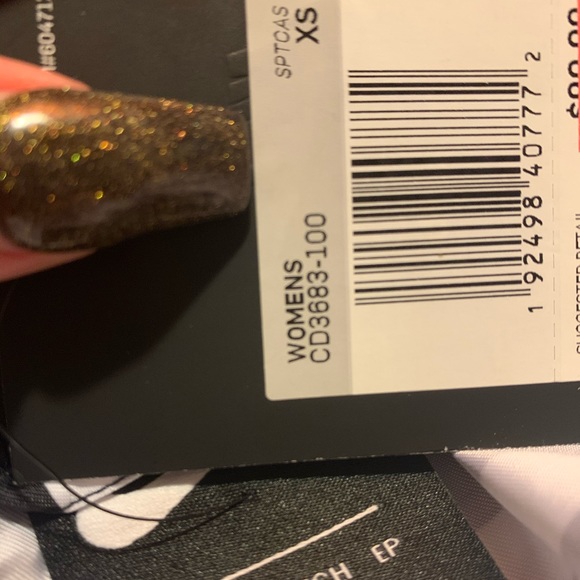 Nike Jacket - Picture 3 of 4